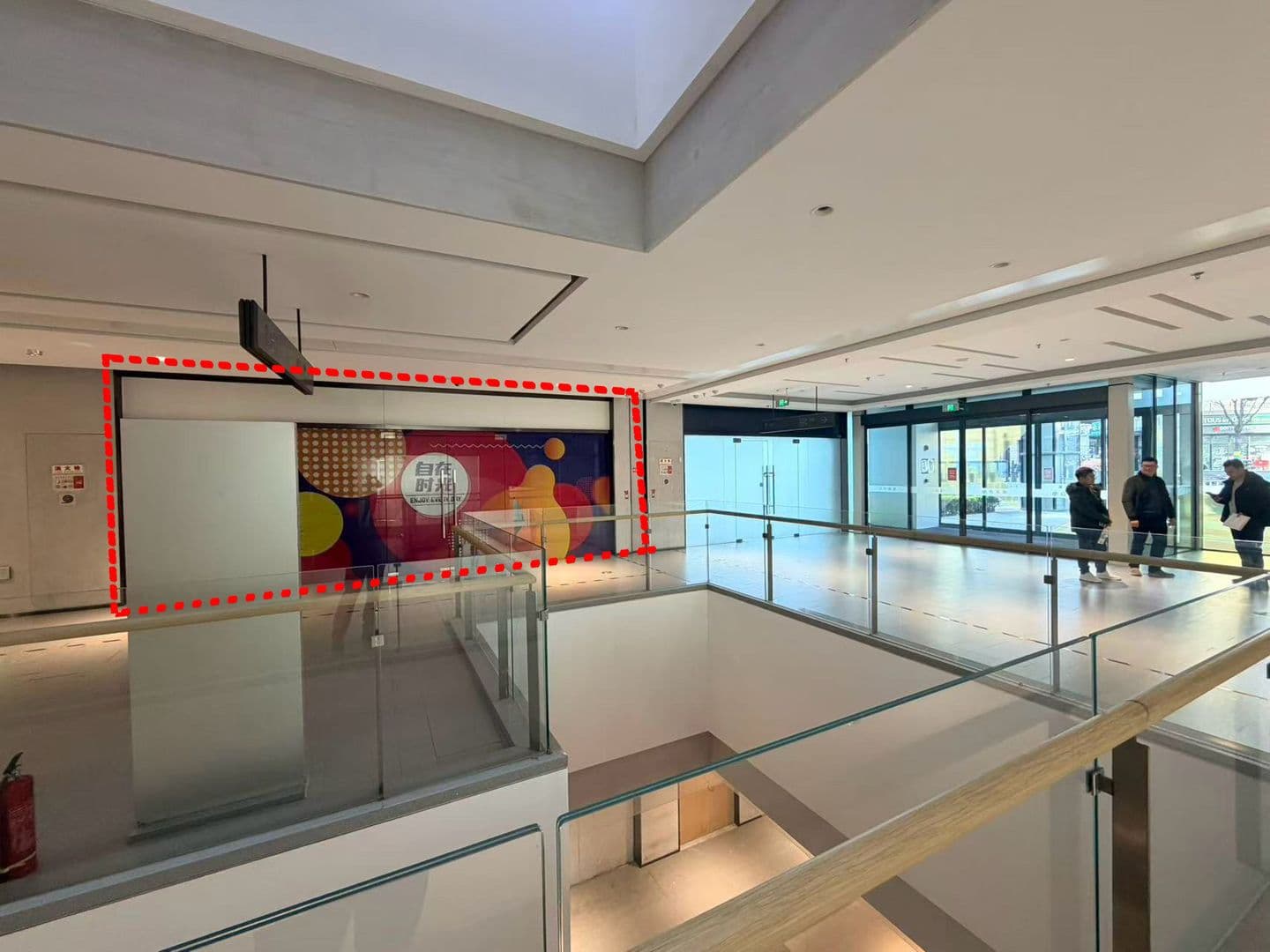 通州地铁口写字楼一层楼梯口旺铺，成熟商圈加持，即买即盈利 - 缩略图 2
