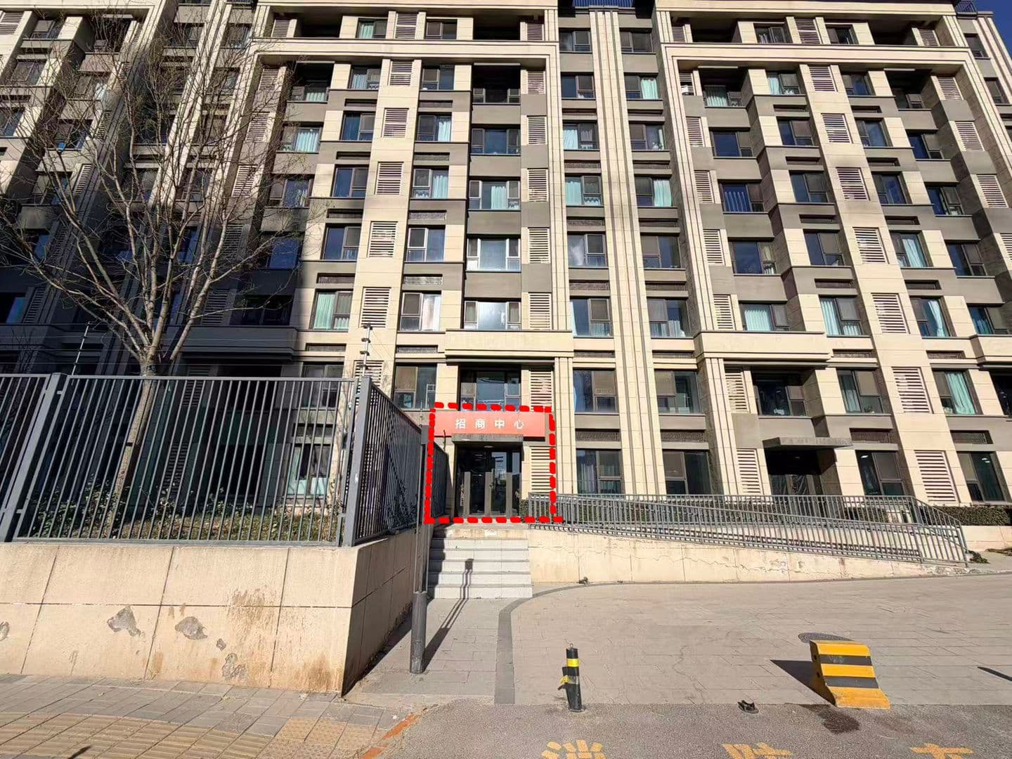 门头沟小区出入口稀缺商铺铺，成熟商圈，经营无压力